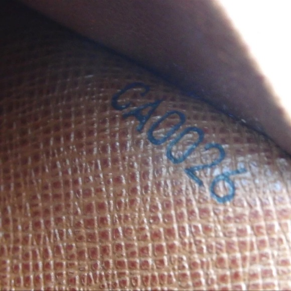 AUTH LOUIS VUITTON Monogram Annecy Cult De Visit Card Case - Picture 11 of 11